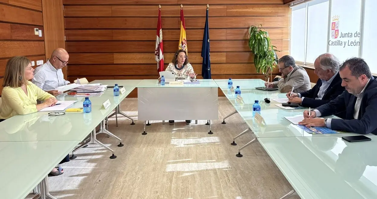 junta uracyl