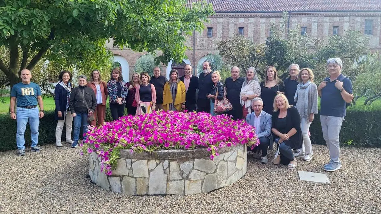 Foto del grupo Arte P&uacute;blico en la inauguraci&oacute;n del espacio.