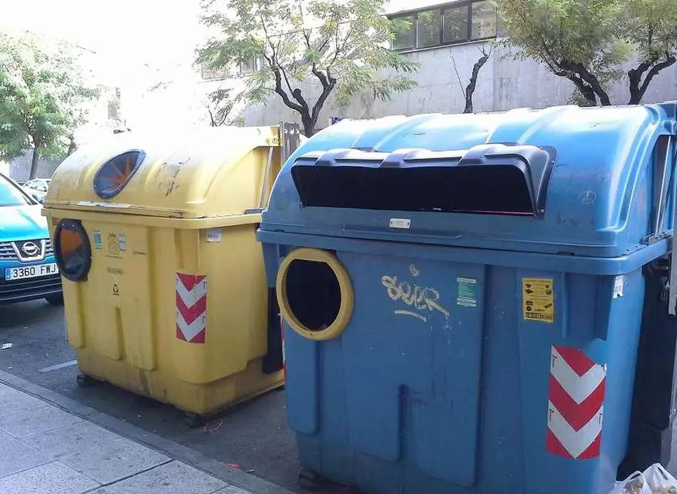 Imagen de archivo de unos contenedores en la ciudad de León.