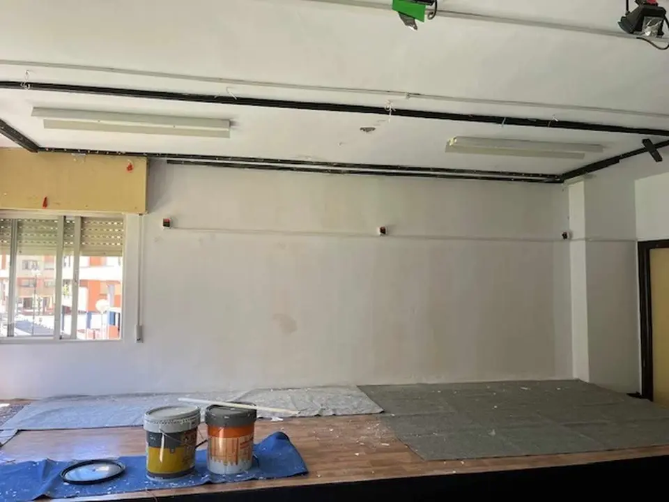 Pintura y saneamiento Colegio Barrio de los Judios