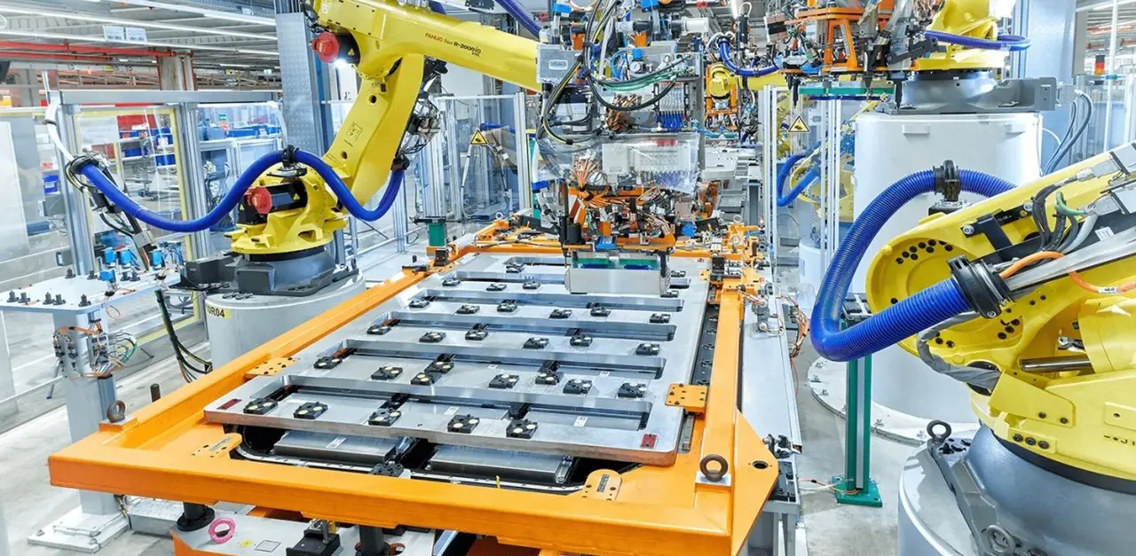 Imagen de una planta de producción de baterías.