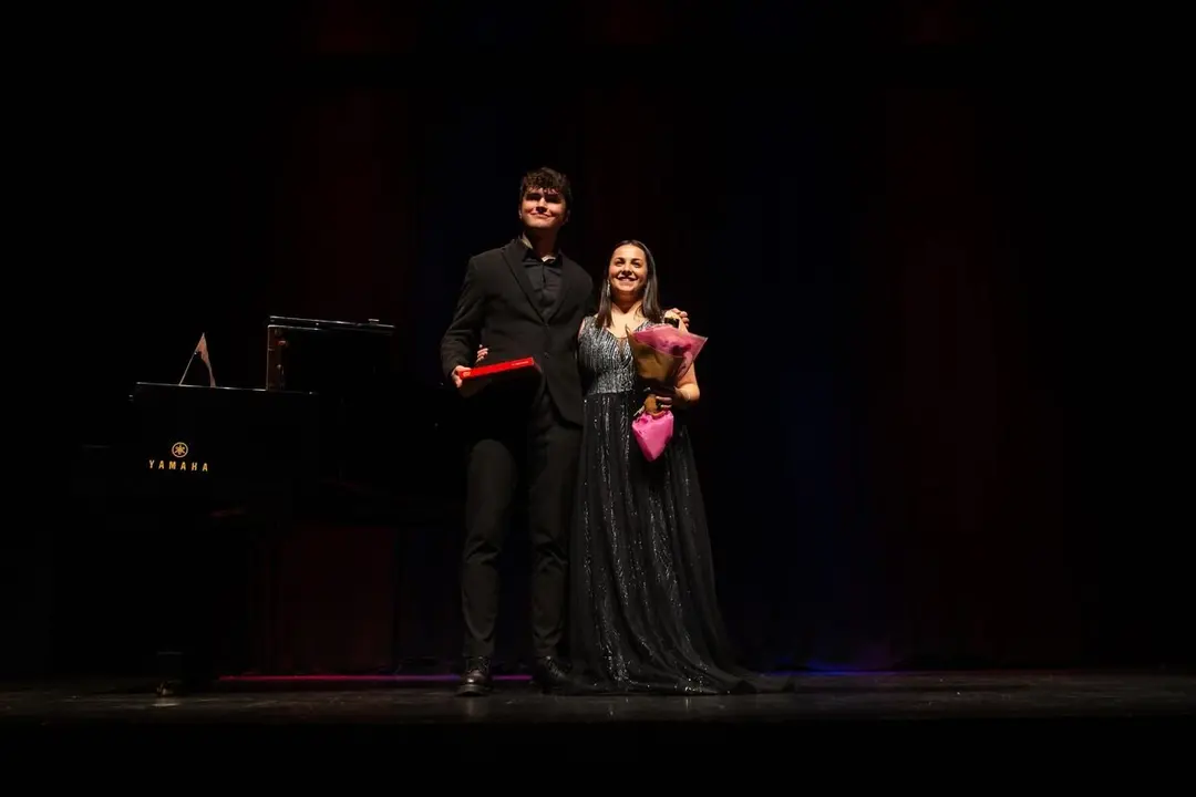 Teo Montero Rey y Noive Solar tras un concierto.