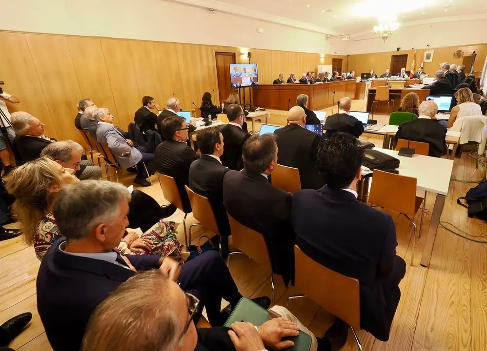 Arranque en la Audiencia Provincial de Valladolid del juicio de la 'Trama eólica' con las cuestiones previas. Foto: R. Valtero