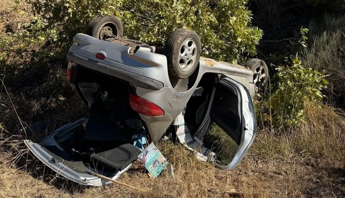 Imagen del estado del coche tras el accidente. Foto: Diputación de León.