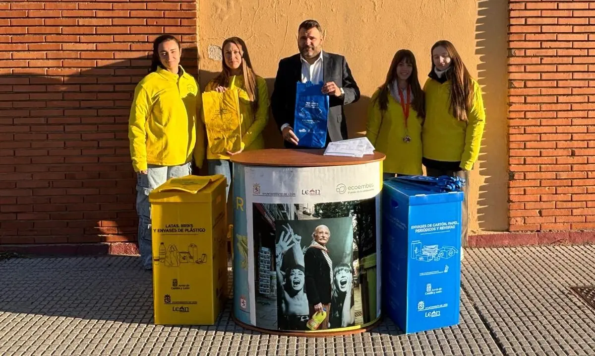 Presentación de la campaña 'Movimiento imparable' del Ayuntamiento de León y Ecoembes. Foto: Ayto. León