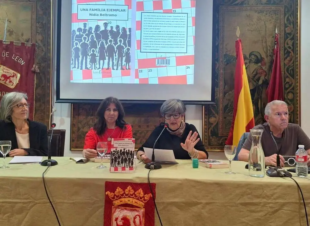 Un instante de la presentación realizada en la Casa de León en Madrid.