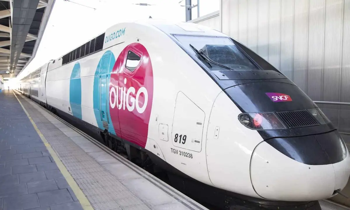 Ouigo, compañía de bajo coste que podrá  llegar a León a partir de 2028.