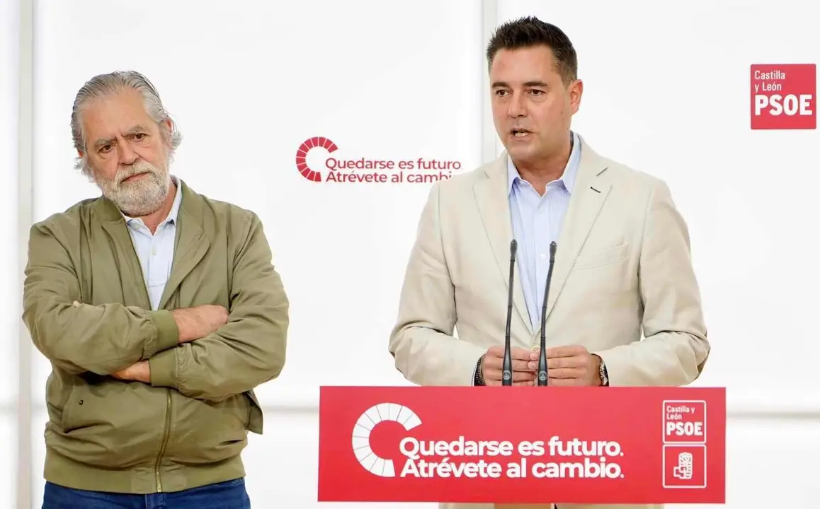 El secretario de Organización del PSCyL, Daniel de la Rosa, informa del proceso de primarias del PSOE de Castilla y León.