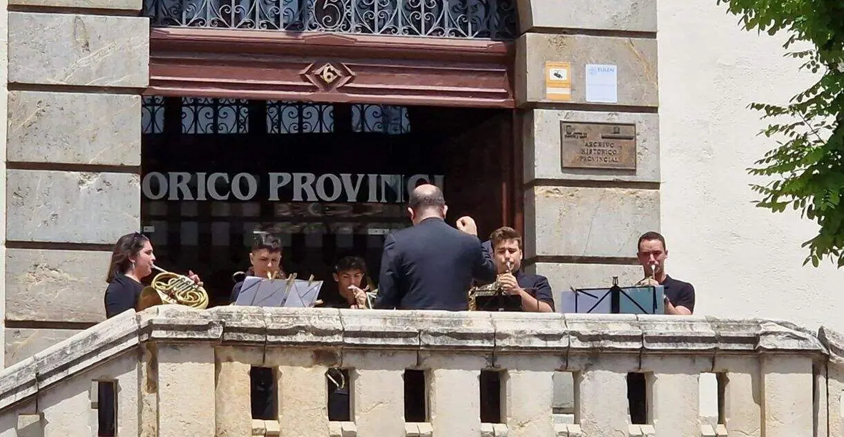 'La llamada del Castillo' en el Archivo Histórico Provincial 2