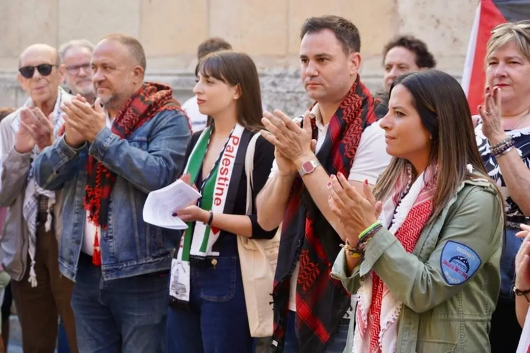 Concentraci&oacute;n y lectura de un manifiesto por Palestina en Le&oacute;n (6)