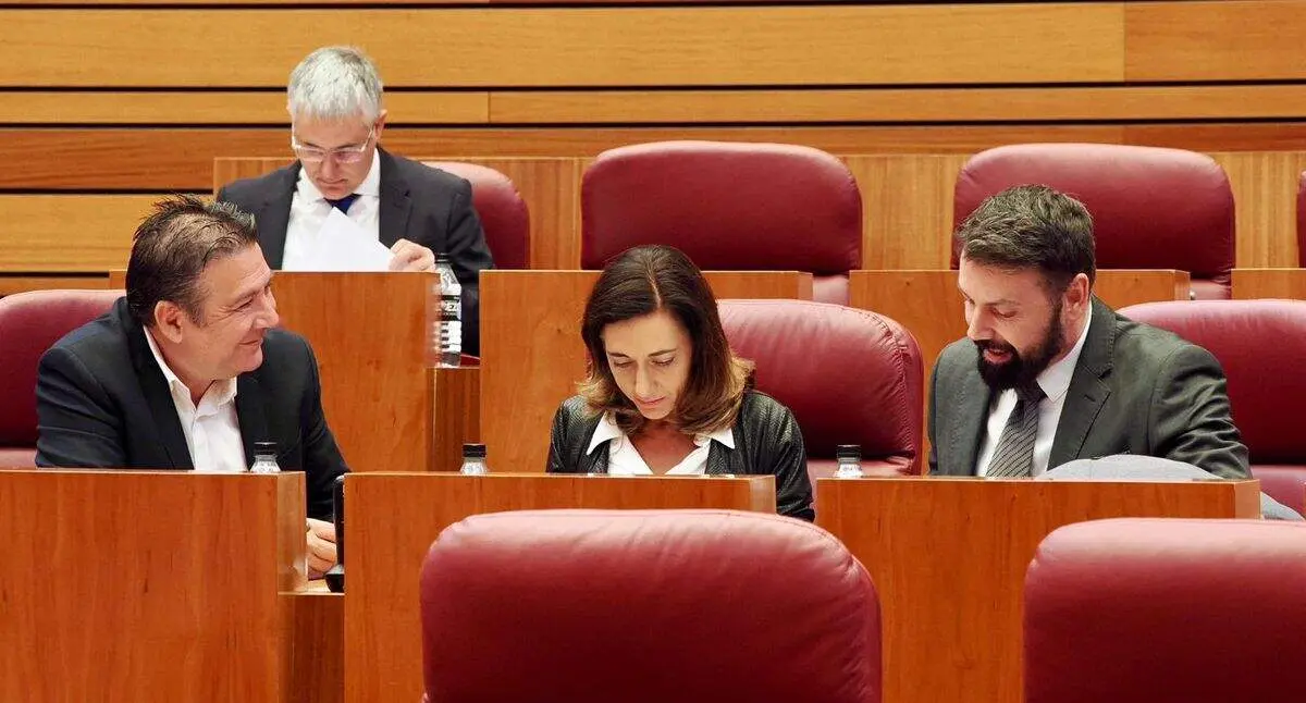 Los tres procuradores de UPL.