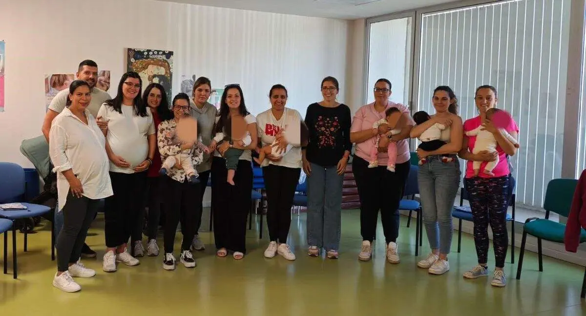 Una de las actividades desarrolladas en Valencia de Don Juan para promocionar la lactancia materna. Foto: Sacyl