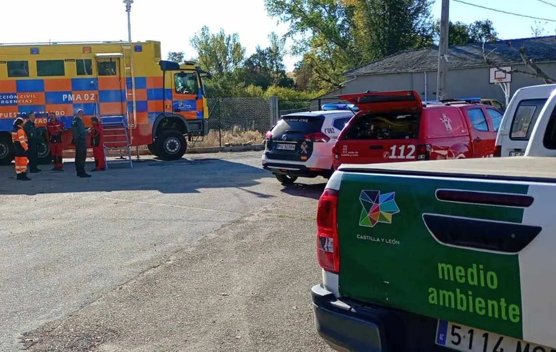 Imagen del puesto de mando avanzado desplegado en la zona de búsqueda.