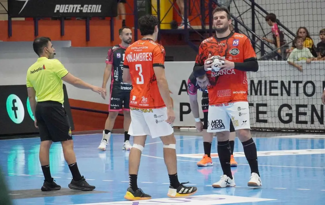 El Abanca Ademar, preparado para un gran duelo europeo.