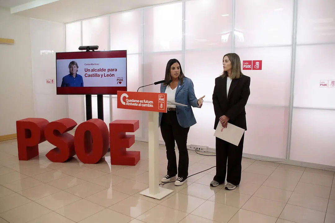 La vicesecretaria general del Partido Socialista de Castilla y León, Nuria Rubio, y la secretaria de Igualdad, Lorena Valle, presentan el Manifiesto con motivo del Día Mundial de la Mujer Rural