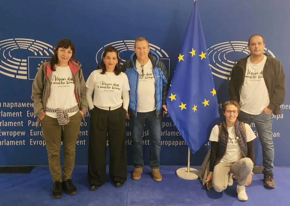 Miembros de OncoBierzo registran en el Parlamento Europeo una petición para reclamar mejoras sanitarias en el Bierzo.