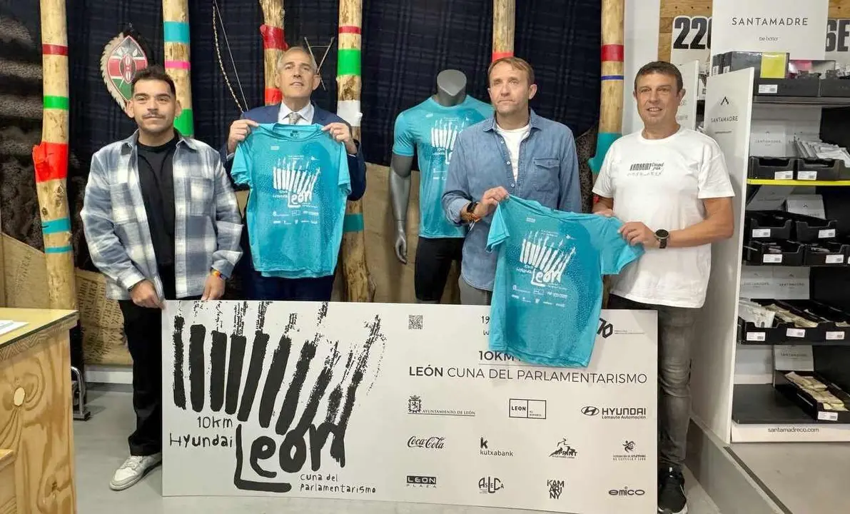 Un instante de la presentación de la camiseta para los 10 kilómetros Cuna del Parlamentarismo.