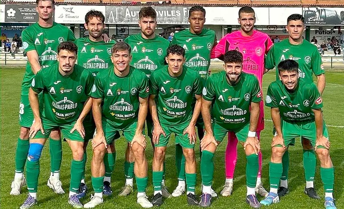 Equipo inicial del Astorga en La Eragudina.