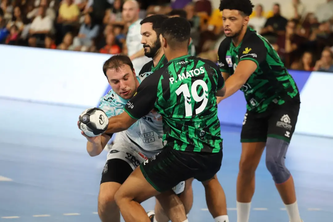 El Abanca Ademar, con todo y a por todo en Europa. Foto: Isaac Llamazares