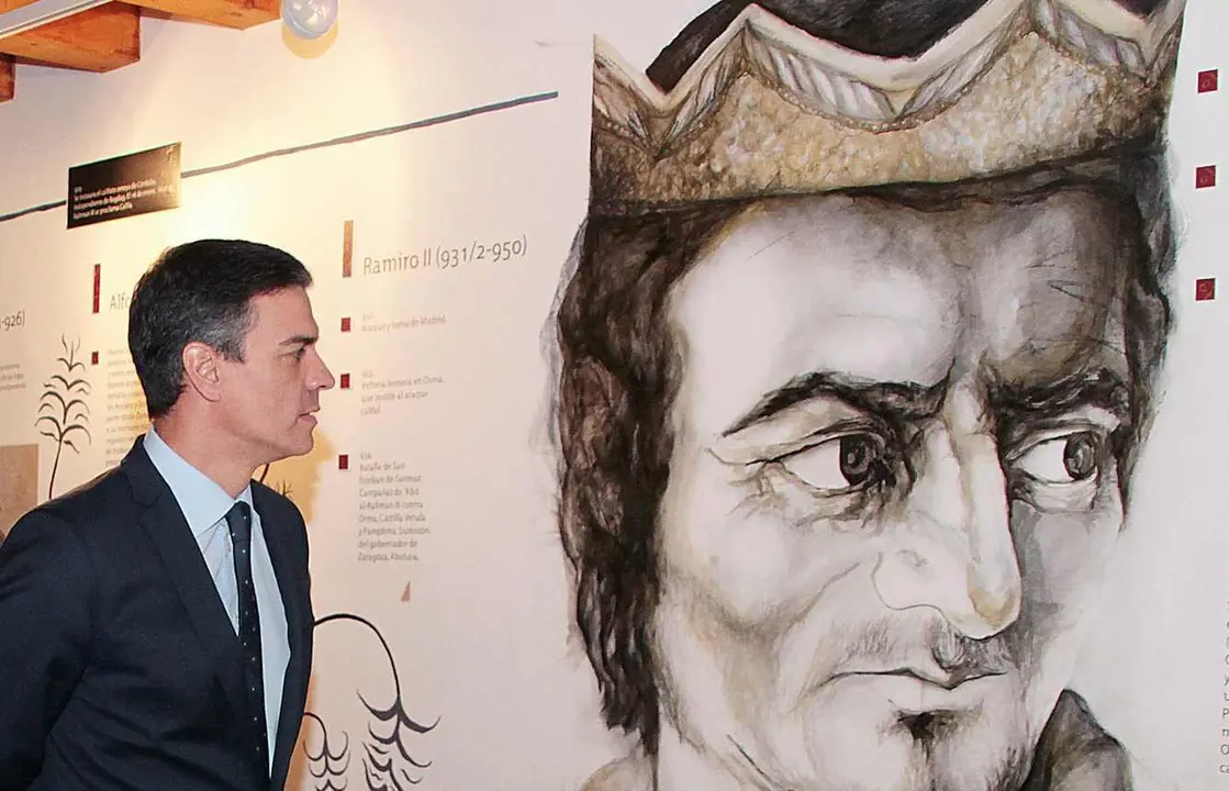 El presidente del Gobierno, Pedro Sánchez, durante una visita el Palacio del Conde Luna. Foto: Peio García