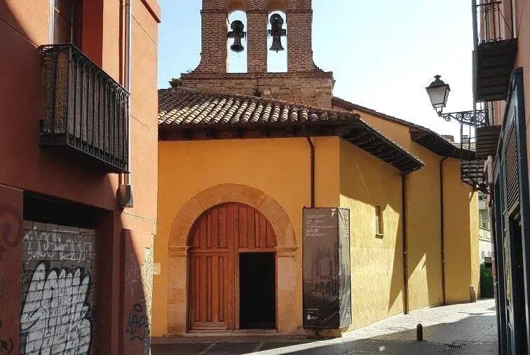 La iglesia de Palat del Rey se considera la más antigua de la ciudad de León y se ubica en pleno casco histórico.