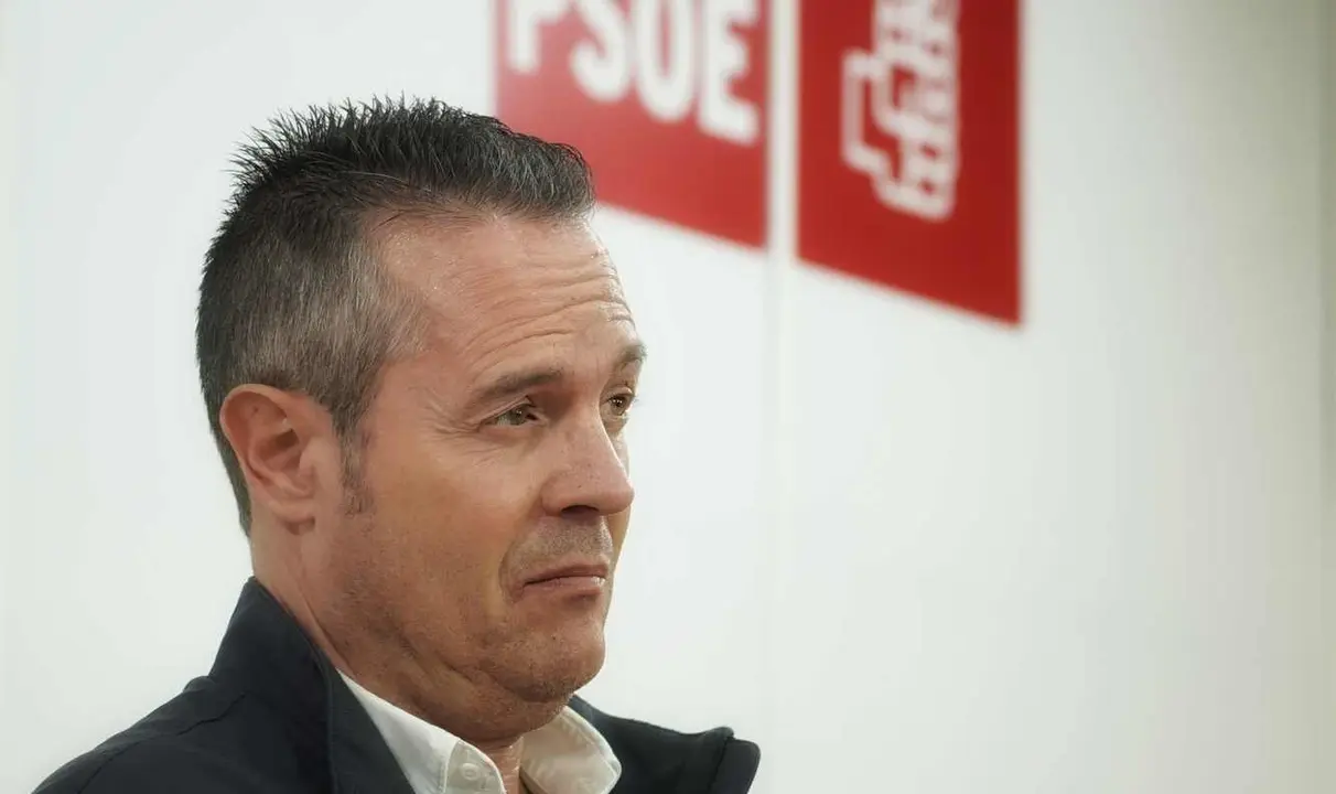 El secretario general del Grupo Parlamentario Socialista, Pedro González, valora las informaciones conocidas en la sesiones del juicio por la ‘Trama Eólica’.