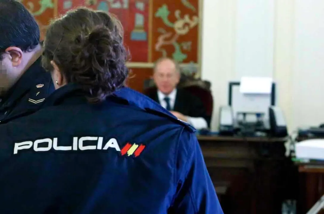 La Audiencia Provincial de León acoge la tercera y última jornada del juicio contra el monitor de natación acusado de abusar sexualmente de 16 menores