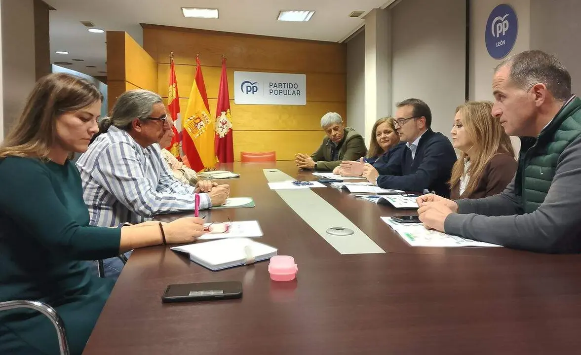 Reunión del PP de León con Asprona este jueves. Foto: PP