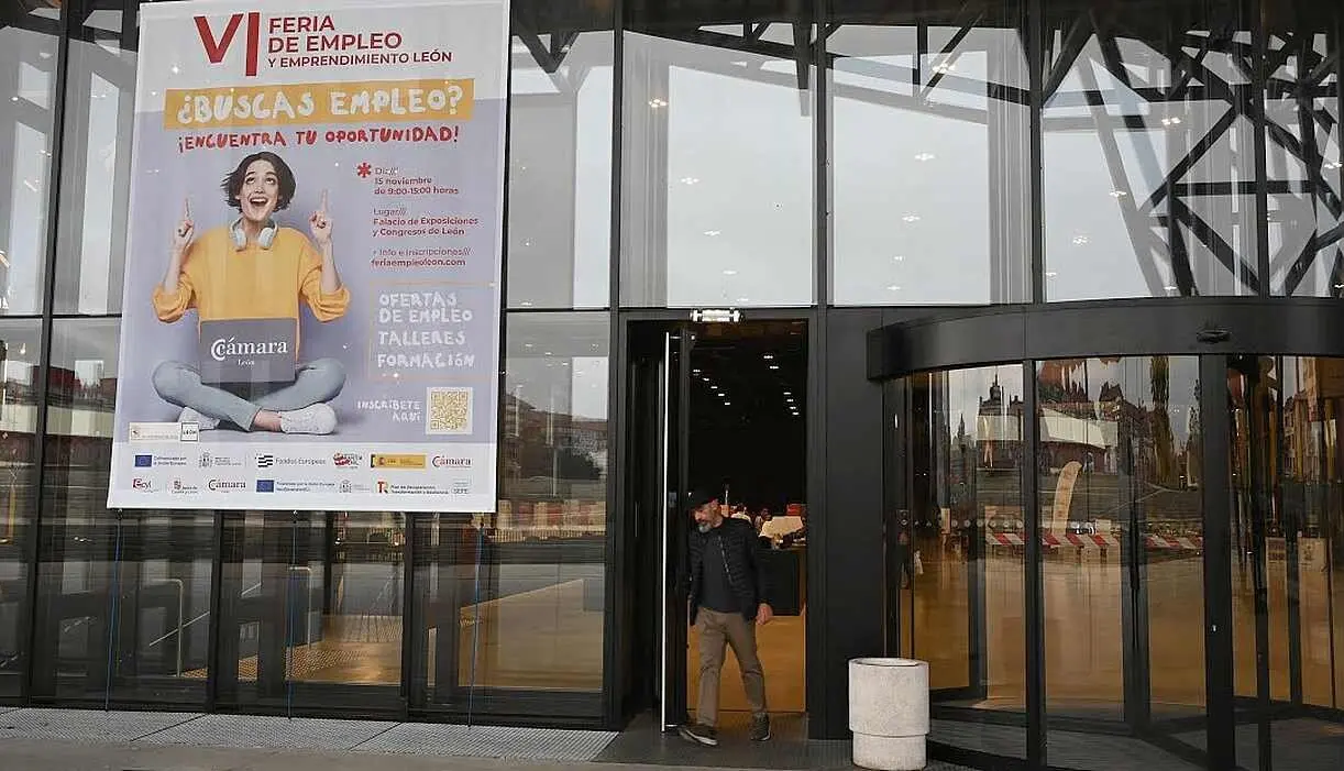 La Feria de Empleo se convierte en un nuevo reclamo desde su epicentro en el Palacio de Exposiciones.