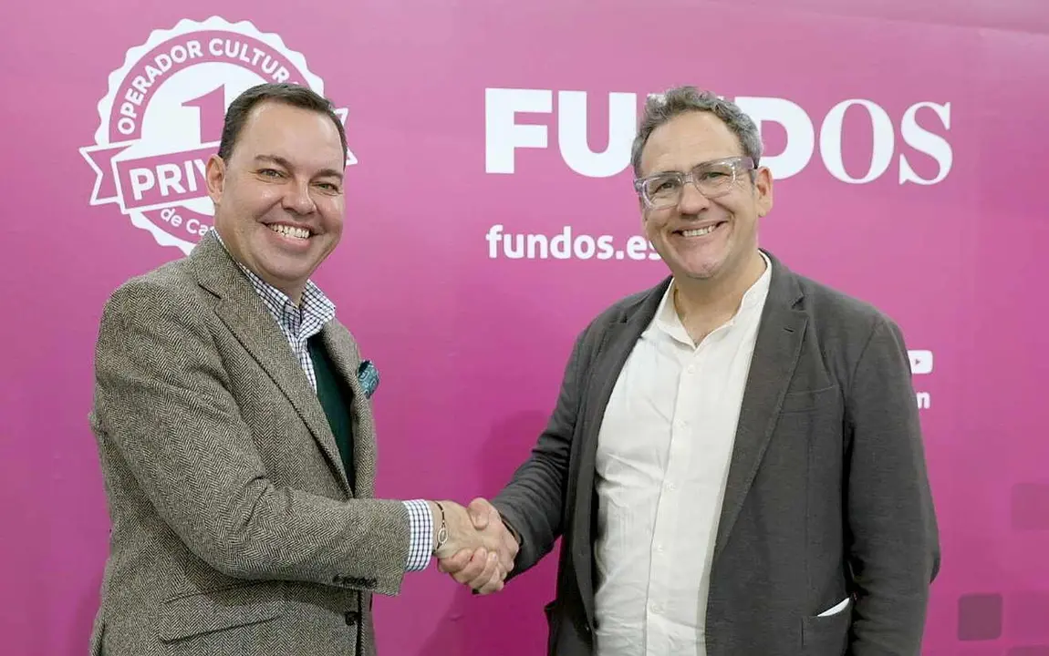 José María Viejo (Fundos) y Oscar Blanco (Foro de la Cultura), tras la firma del acuerdo.