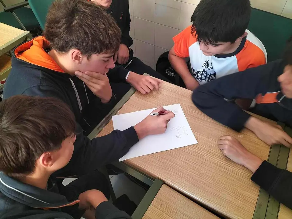Infancia ni&ntilde;os colegio educaci&oacute;n (2)
