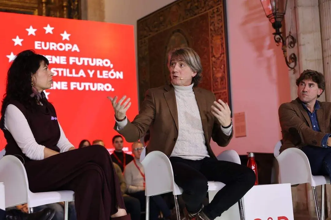 El secretario general del PSCyL, Carlos Martínez, asiste a la Escuela de Gobierno del PSOE 