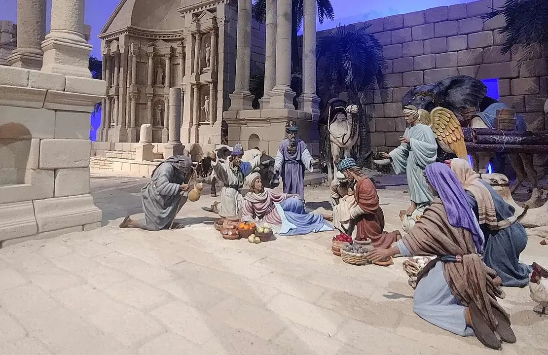El Corte Inglés expone un belén monumental ambientado en la ciudad romana de Gerasa.