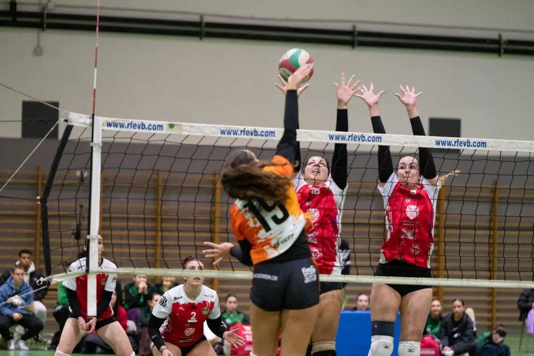 Nueva derrota del Aule de voleibol este fin de semana. Foto: Aule