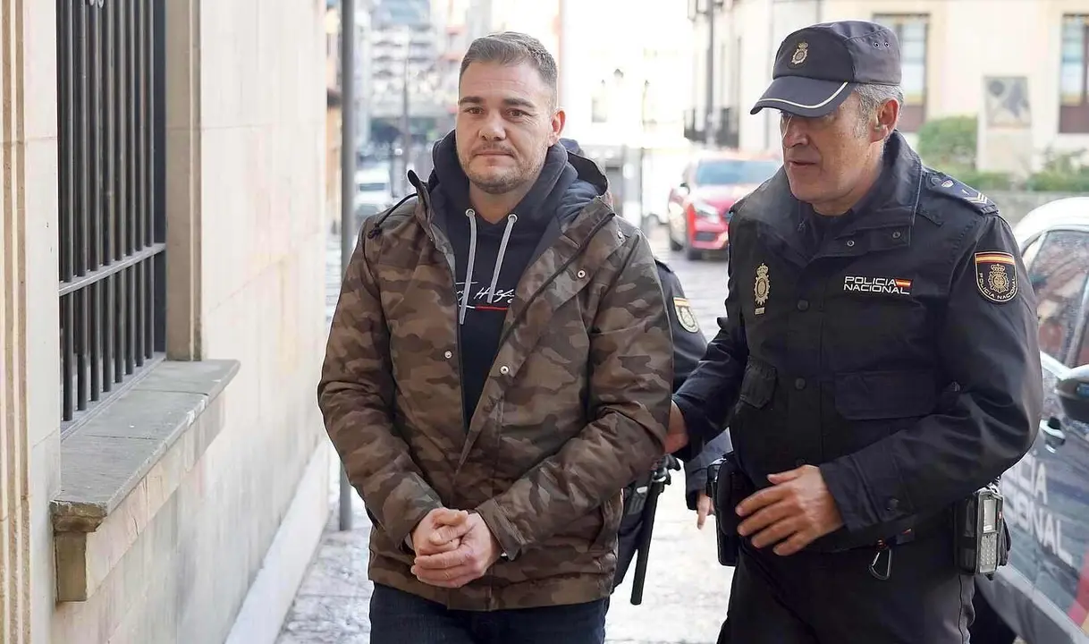 Juicio contra el acusado de matar de una paliza a su padre en La Sota de Valderrueda en León