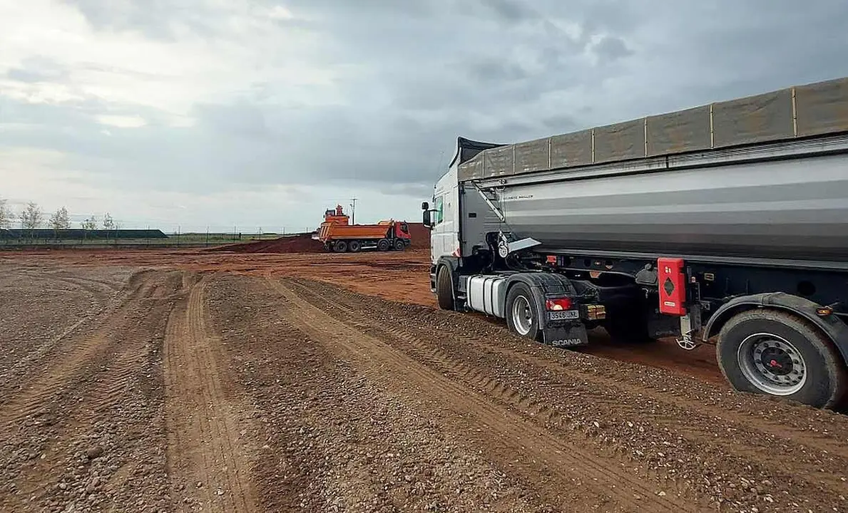 Imagen del inicio de las obras del centro logístico de ROR.