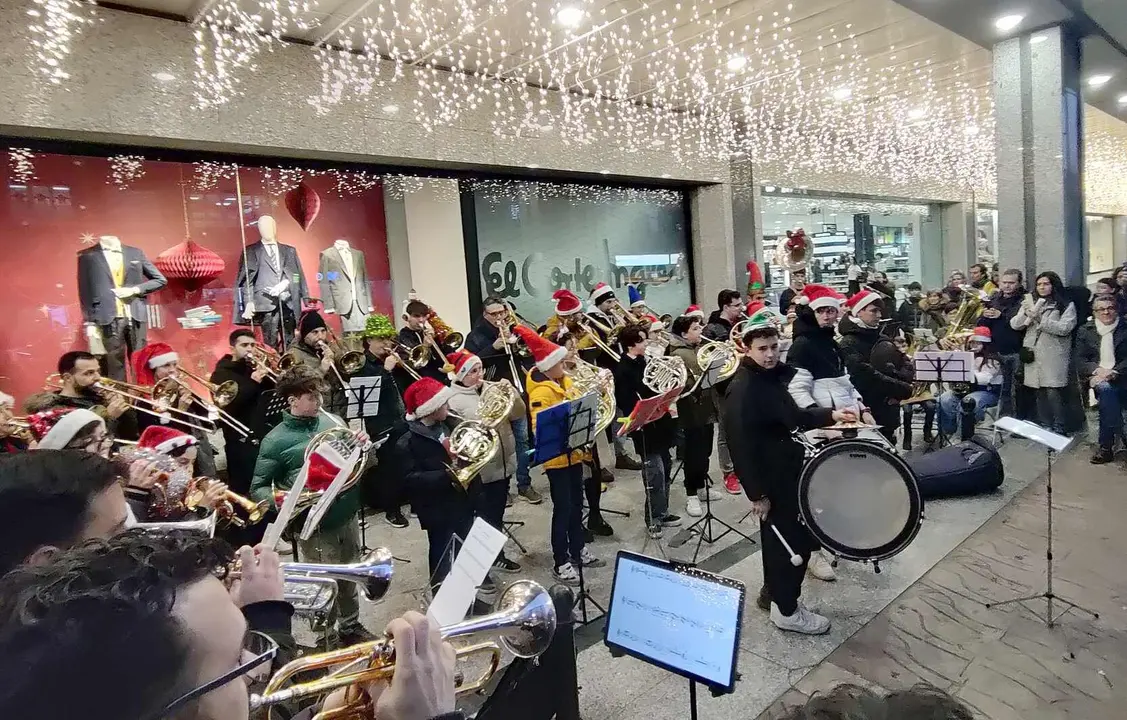 ConciertoLeonMetalChristmas2024