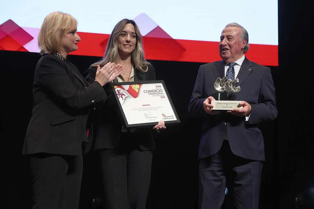 La consejera de Industria, Comercio y Empleo, Leticia García, preside la ceremonia de entrega de los Premios del Comercio Tradicional de Castilla y León.