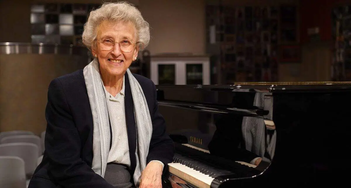 La presidenta de la Fundaci&oacute;n Eutherpe, Margarita Morais, Premio Castilla y Le&oacute;n de los Valores Humanos y Sociales 2023