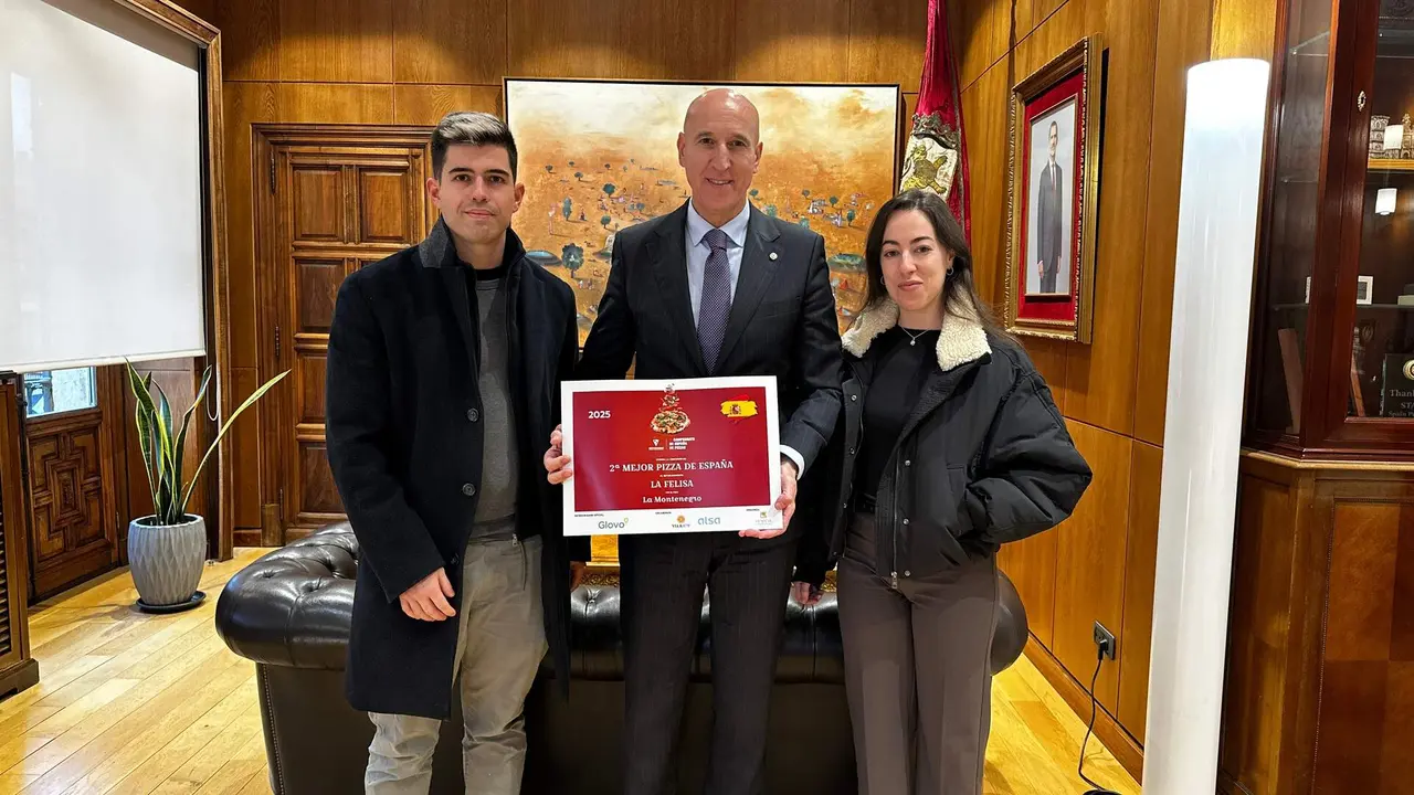 Pizzer&iacute;a La Felisa 15122025