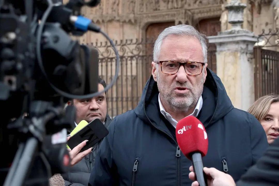 El Comit&eacute; Ejecutivo Provincial de Vox y Carlos Poll&aacute;n informan sobre asuntos de actualidad tras reunirse con la Plataforma M&aacute;s Vuelos y la asociaci&oacute;n Le&oacute;n Propone