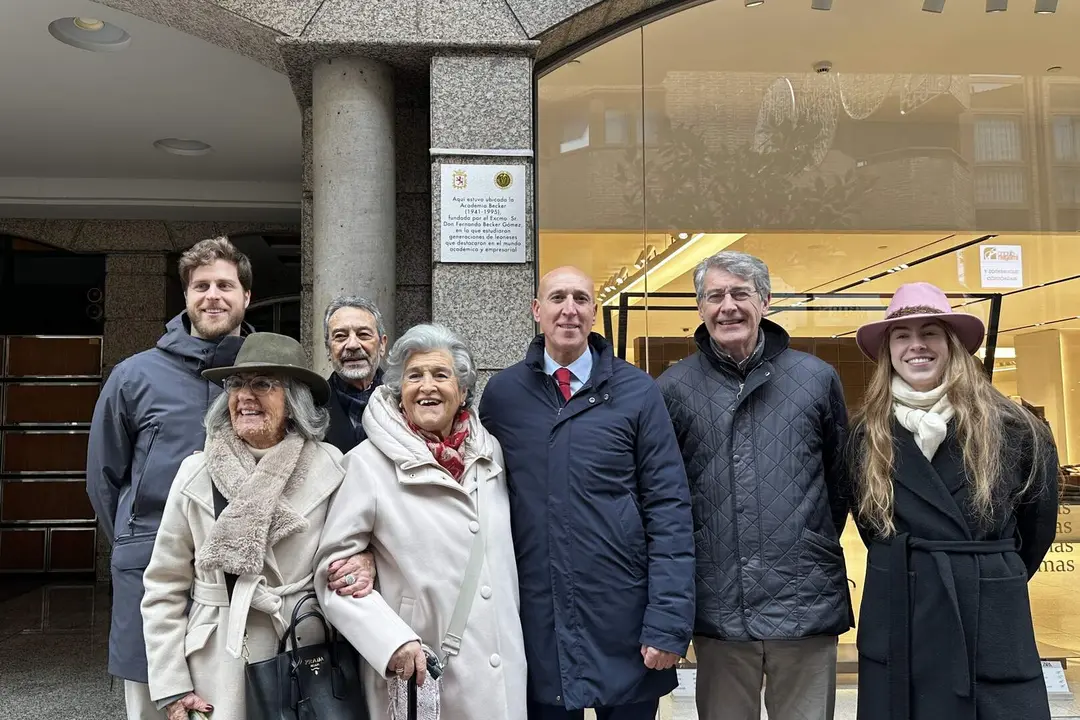 Placa Fercnando B&eacute;cker