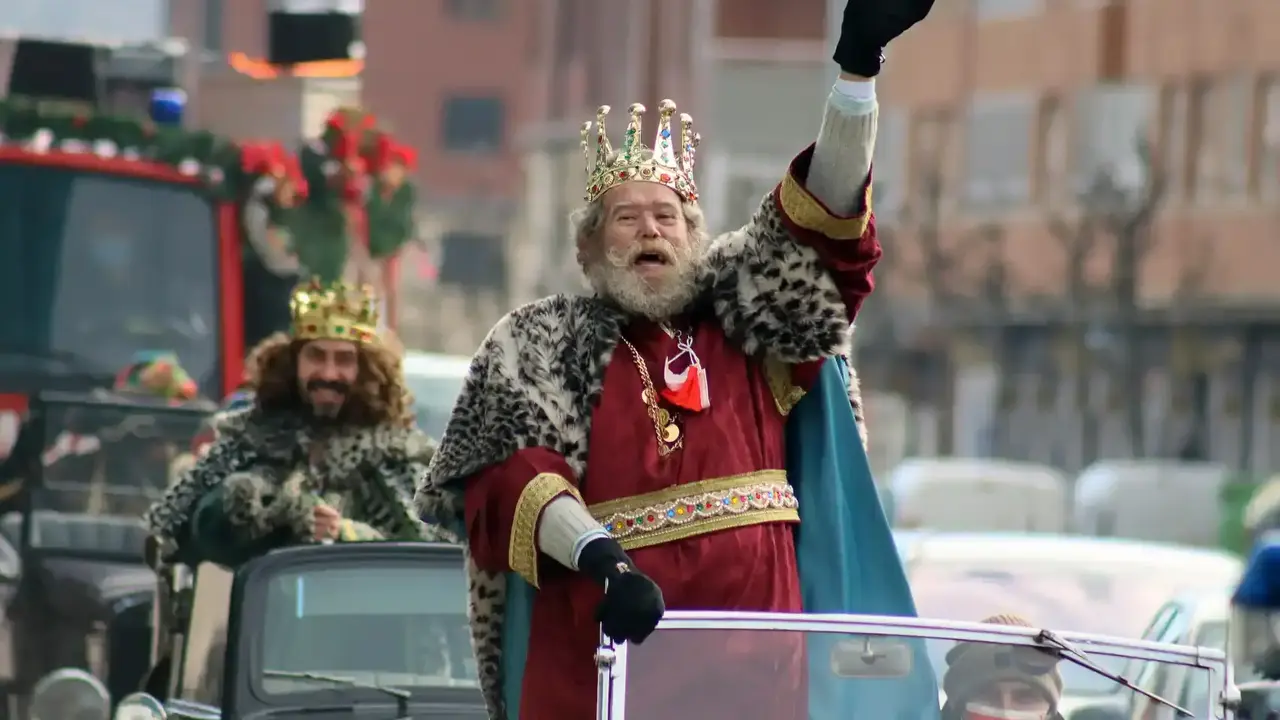 Los Reyes Magos, durante su recorrido por las calles de Le&oacute;n.