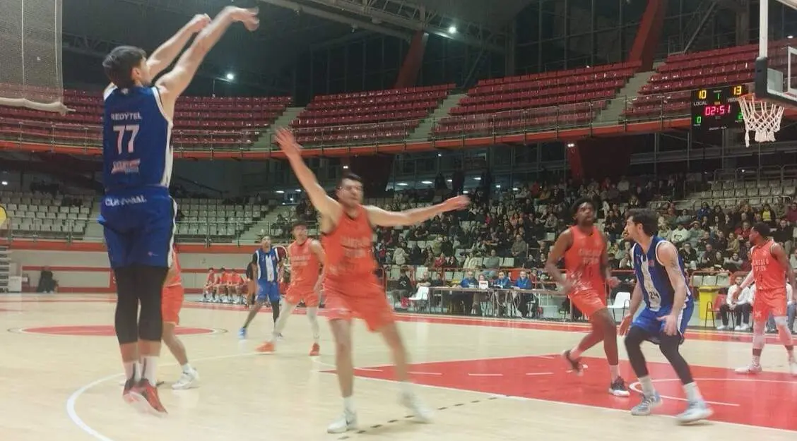 Triple de Antonio Morales (SDP)