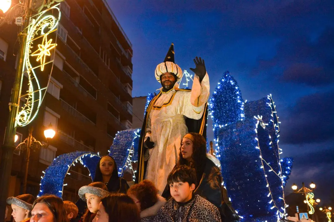 Cabalgata del Mago Chalupa en Ponferrada. Foto cedida por Bierzo Digital - Quinito.