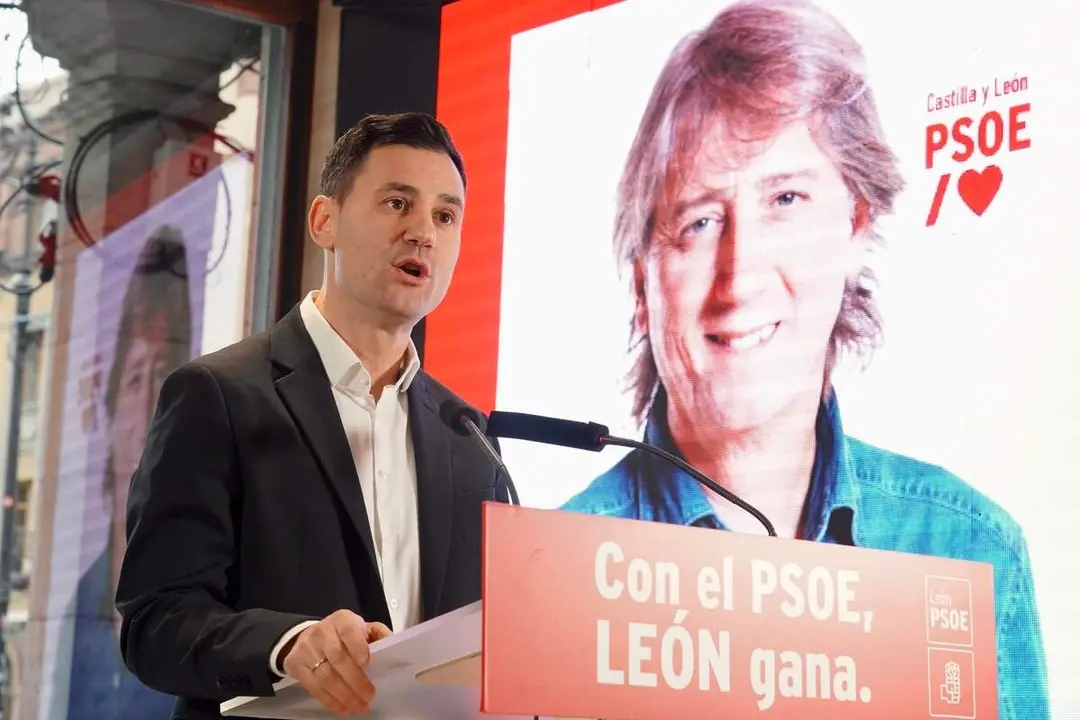 El PSOE presenta la candidatura de Le&oacute;n para las elecciones auton&oacute;micas con la asistencia de los candidatos encabezados por Nuria Rubio, vicesecretaria general en Castilla y Le&oacute;n, y por el secretario provincial, Javier Alfonso Cend&oacute;n