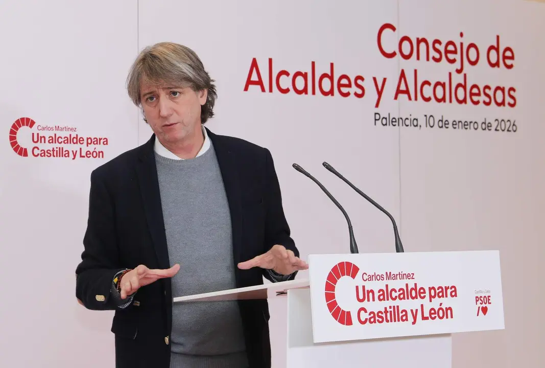 Clausura del consejo de Alcaldes del PSOE de Castilla y Le&oacute;n,  con las intervenci&oacute;nes del secretario de Estado para la Uni&oacute;n Europea, Fernando Sampedro Marcos;  y del secretario general del PSCyL y candidato a la Presidencia de la Junta, Carlos Mart&iacute;nez