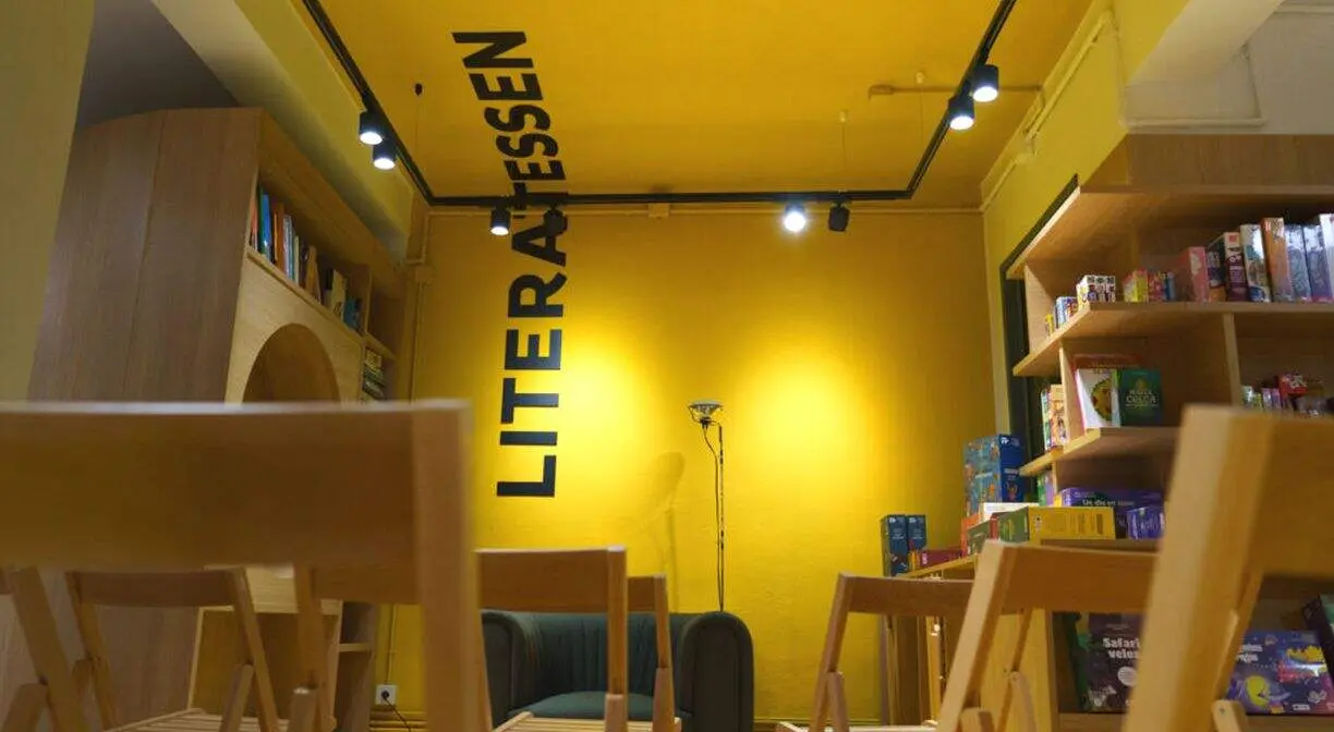 Librer&iacute;a Literatessen