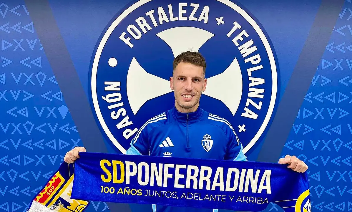 Calder&oacute;n, en su presentaci&oacute;n como blanquiazul.