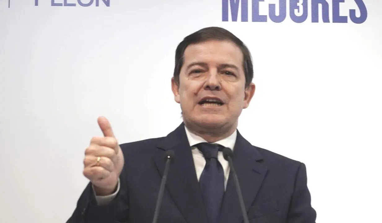 El presidente del Partido Popular de Castilla y Le&oacute;n, Alfonso Fern&aacute;ndez Ma&ntilde;ueco, comparece ante los medios de comunicaci&oacute;n con motivo de la convocatoria de las elecciones auton&oacute;micas.